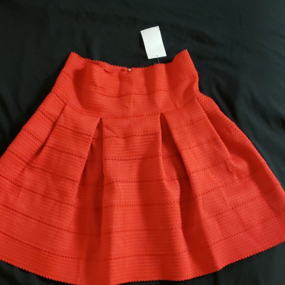 High-waisted skirt